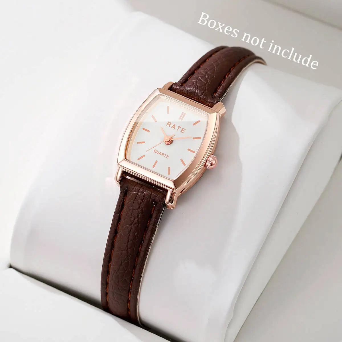 Leather Quartz Watch – Slim & Stylish Everyday Design