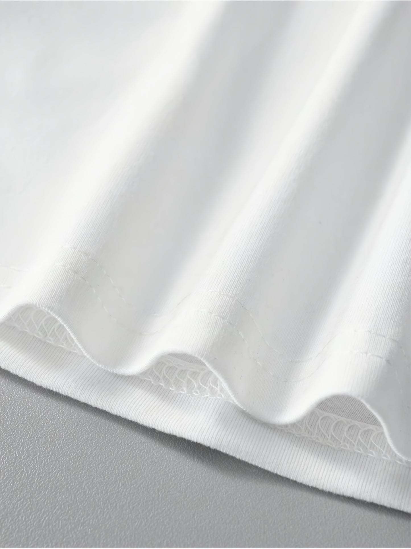 English Bulldog "All I Need Is Coffee & My Bulldog" Graphic T-Shirt - 100% Cotton Regular Fit Short Sleeve Tee for Men & Women, Casual Streetwear with 3D Print, Machine Washable, Great Gift for Dog & Coffee Lovers, Dog Tshirt